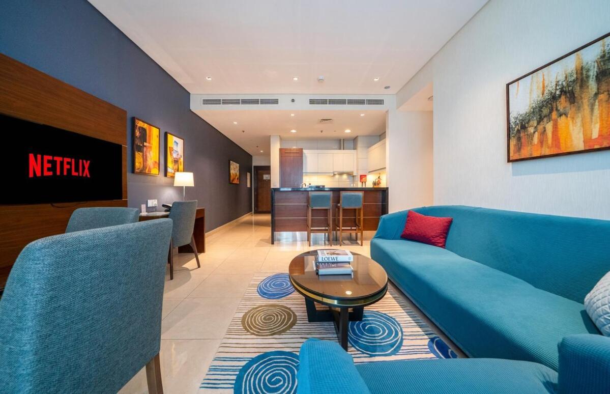 1br 5-star W & Infinity Pool & Gym Canal Views *